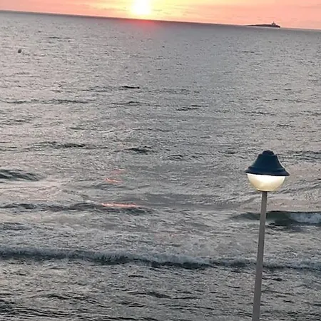 Cosy Flat With A Large Terrace Facing The Sea * La Manga del Mar Menor