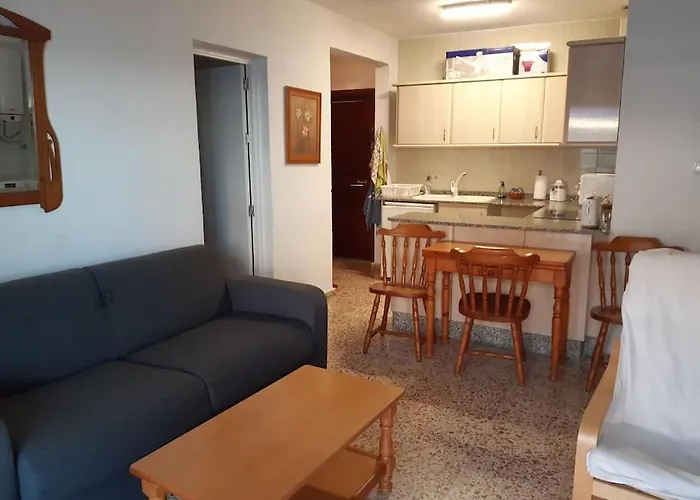 Cosy Flat With A Large Terrace Facing The Sea *