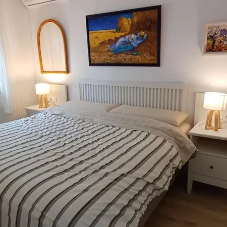 Cosy Flat With A Large Terrace Facing The Sea Apartment