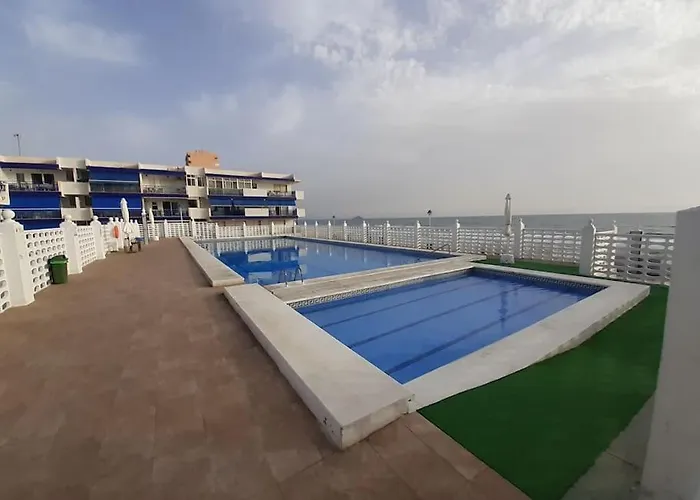 Apartment Cosy Flat With A Large Terrace Facing The Sea *